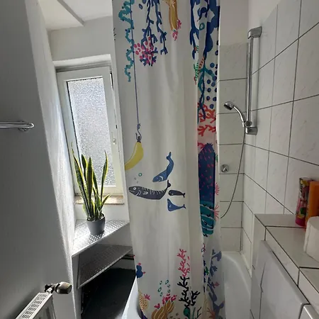 5 Betten Wohnung Vahrenwald-List Hannover Exterior foto